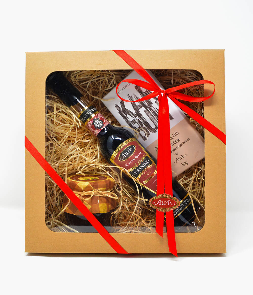 Geschenkpaket-Buzet-Teranino-Aura-Schokolade-Marmelade-Konfitüre